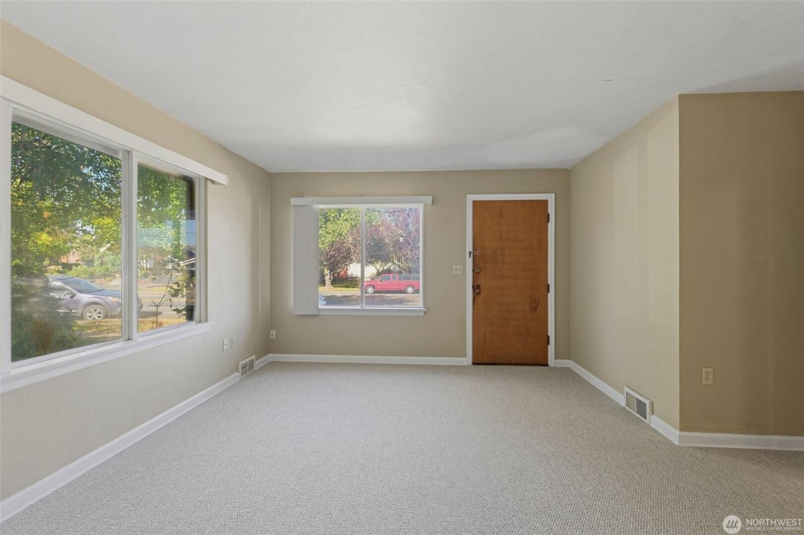 3218 3220 N 21st St Tacoma, WA 98406