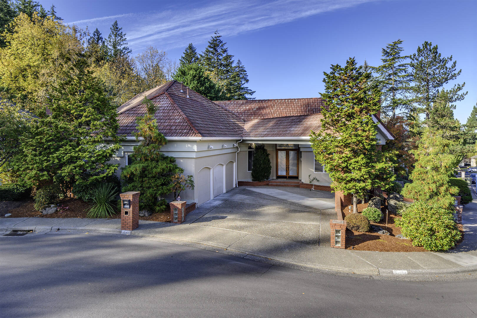 11548 NW Blackhawk Dr Portland, OR 97229