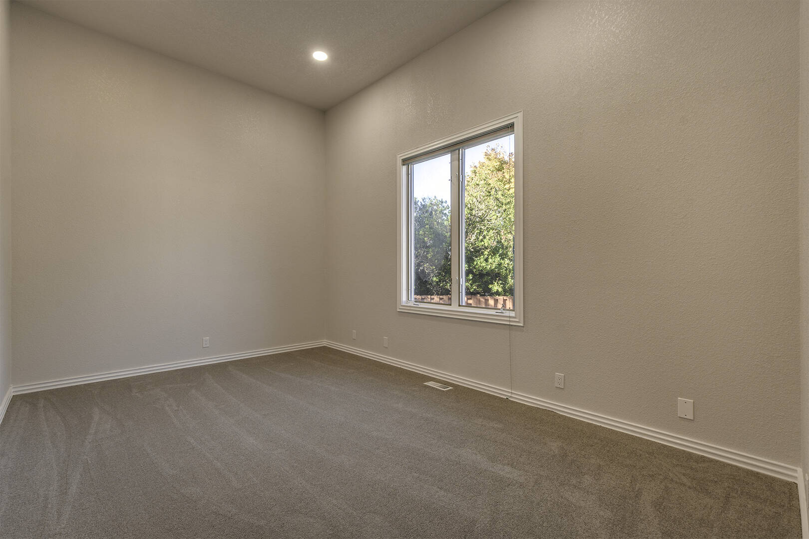 11548 NW Blackhawk Dr Portland, OR 97229