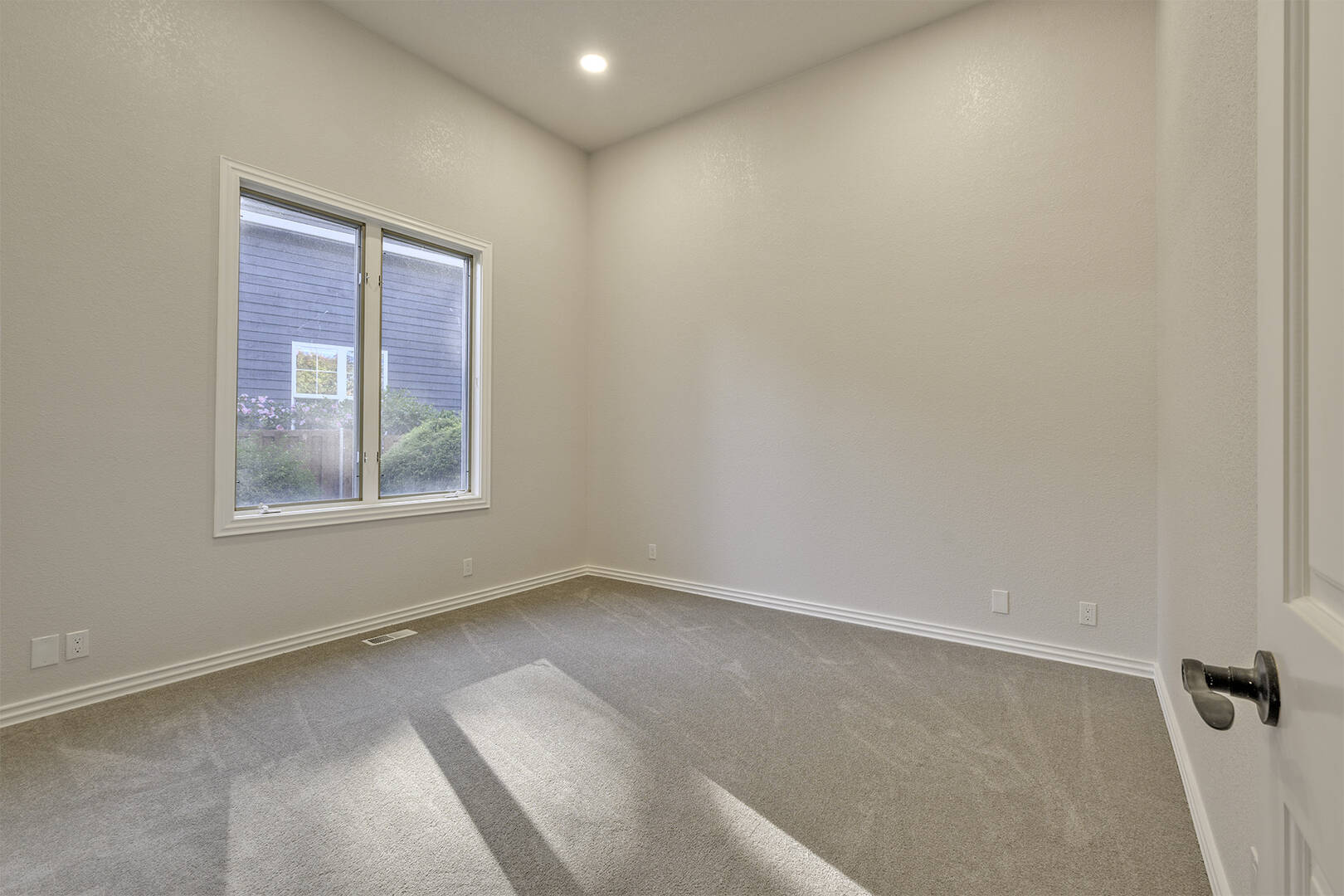 11548 NW Blackhawk Dr Portland, OR 97229