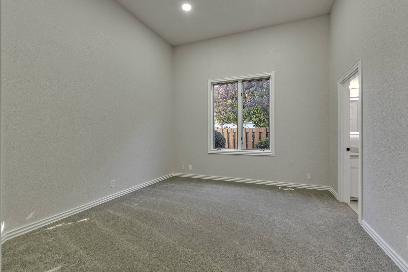 11548 NW Blackhawk Dr Portland, OR 97229