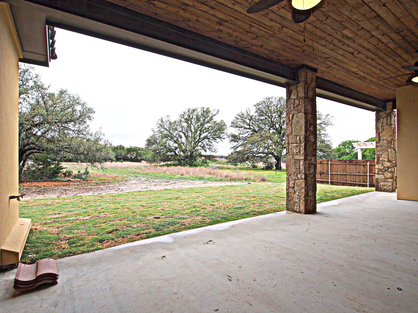 Brivity 9004 Bella Charca Parkway Nolanville, TX 76559 Virtual Tour