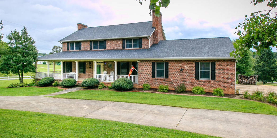 Brivity 207 Saddle Ridge Kingsport, TN 37664