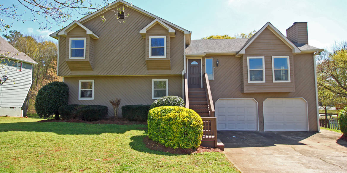 Brivity 18 Bramblewood Trail Cartersville, GA 30120