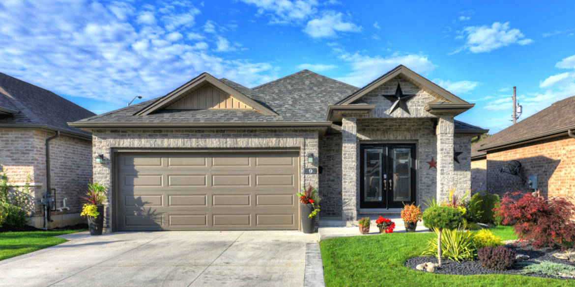 Brivity 91430 Highbury Ave. N. London, ON N5Y6M4