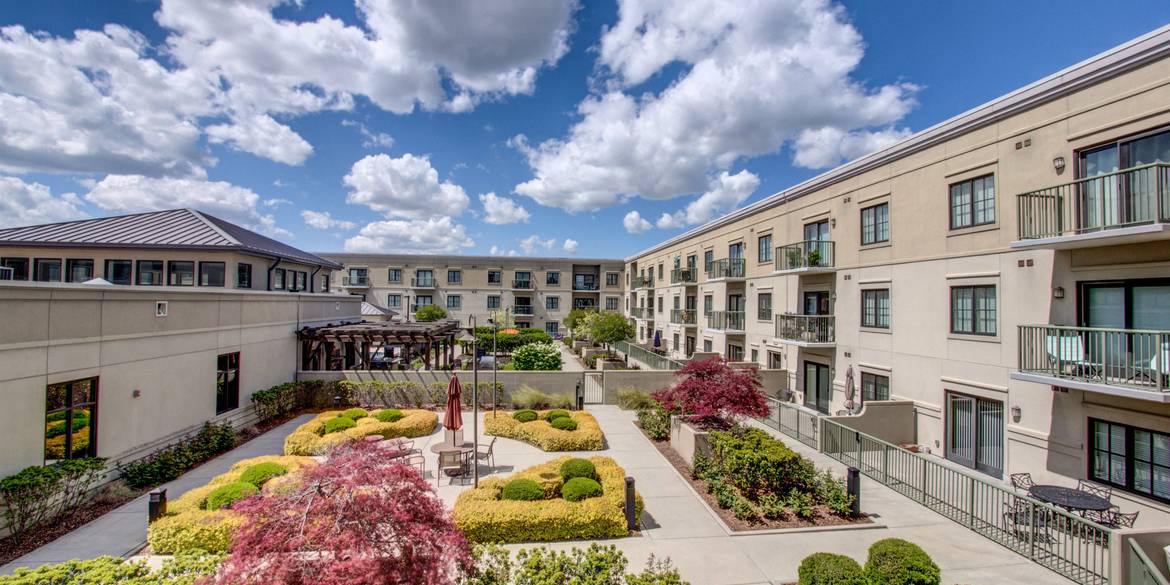 Brivity 721 Governor Morrison Street, Unit 515 Charlotte, NC 28211