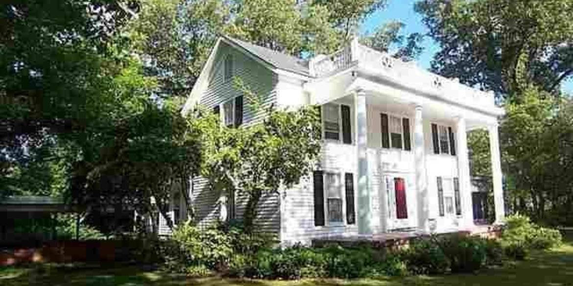 Brivity 15717 Highway 221 Enoree, SC 29335