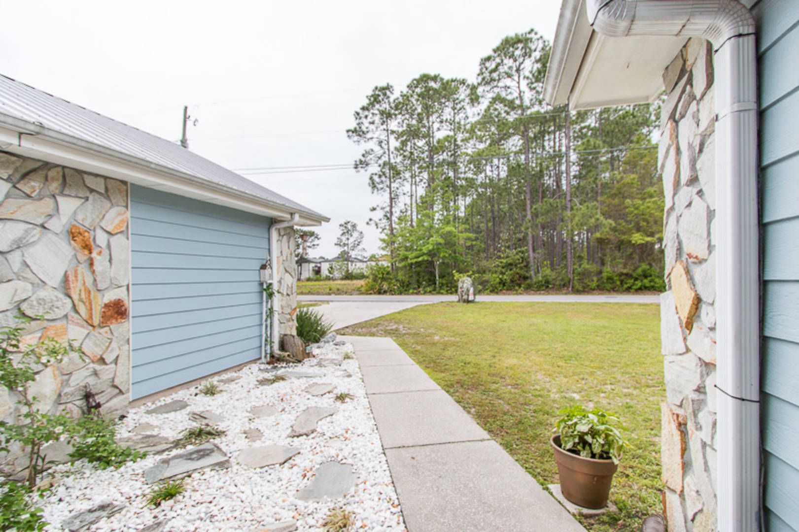 1309 South Berthe Ave. Panama City, FL 32404
