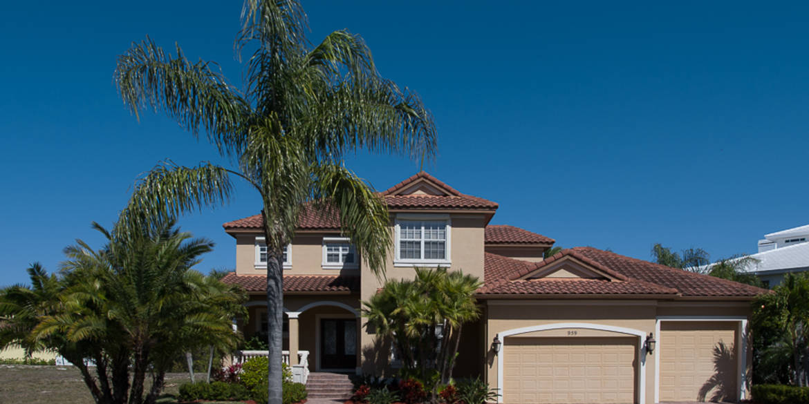 Brivity 959 Symphony Isles Apollo Beach, FL 33572