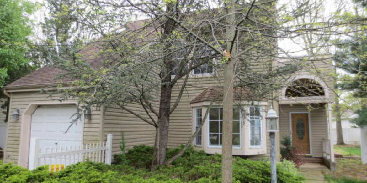 Brivity 5 Ivy Way Dayton, NJ 08810