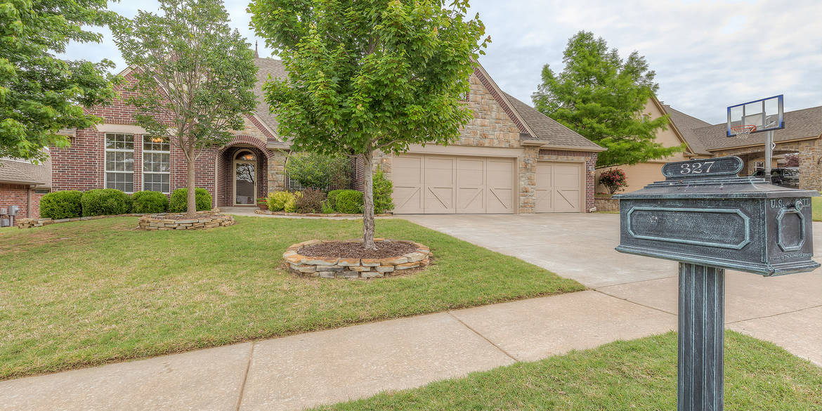 Brivity 327 E 124th St S Jenks, OK 74037 Jenks, OK 74037