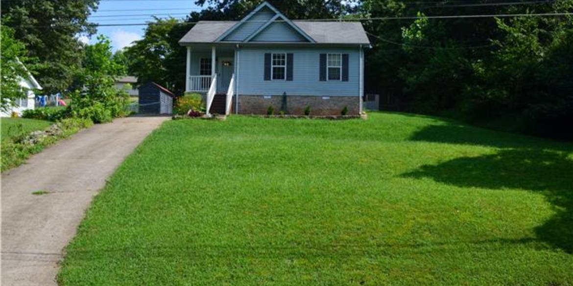 Brivity 243 Jeffery Drive Clarksville, TN 37043