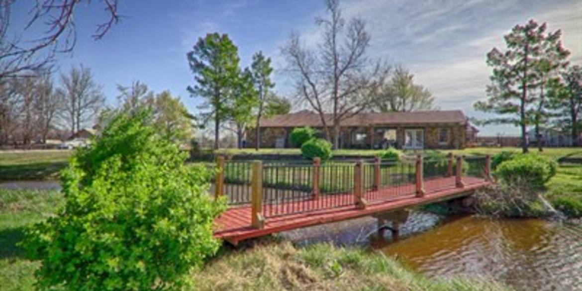 Brivity 518 SW 5TH ST Newcastle, OK 73065