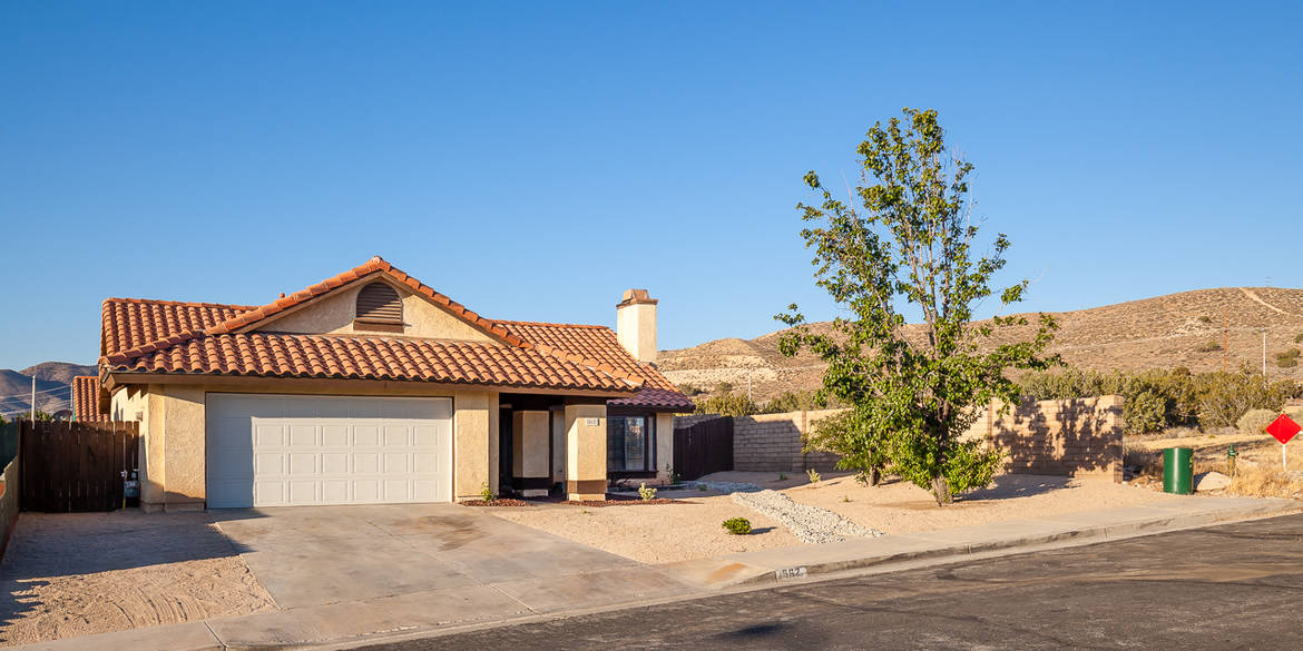 Brivity 562 Morningside Terrace Palmdale, CA 93551