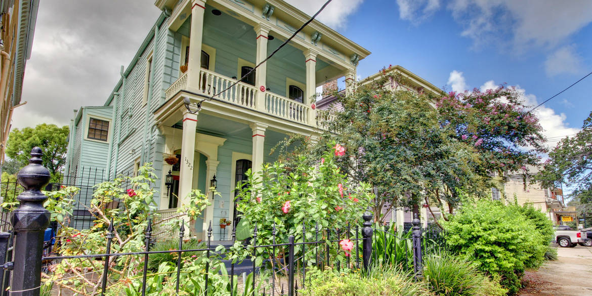 Brivity 1322 Esplanade Ave New Orleans, LA 70116