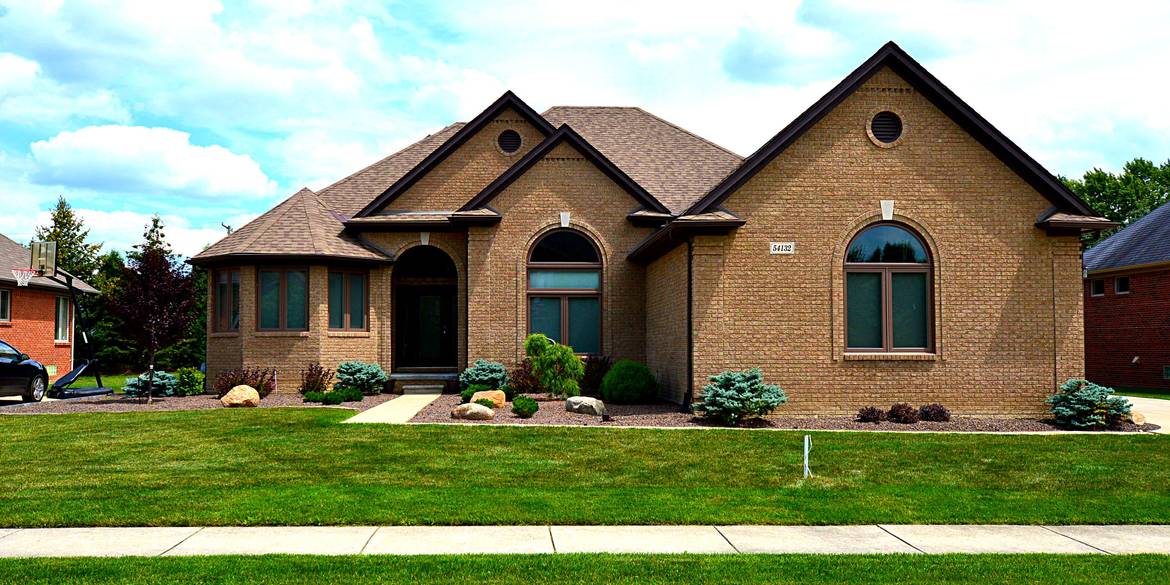 Brivity 54132 Cambridge Utica, MI 48315