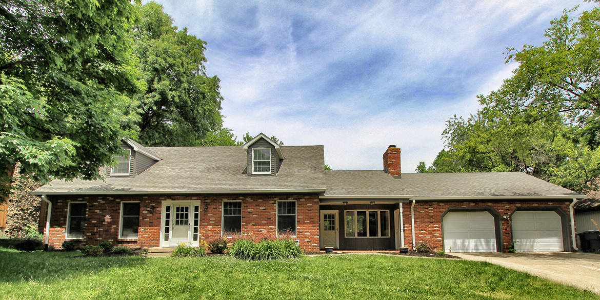 Brivity 2610 Sunrise Ave. Lafayette, IN 47904