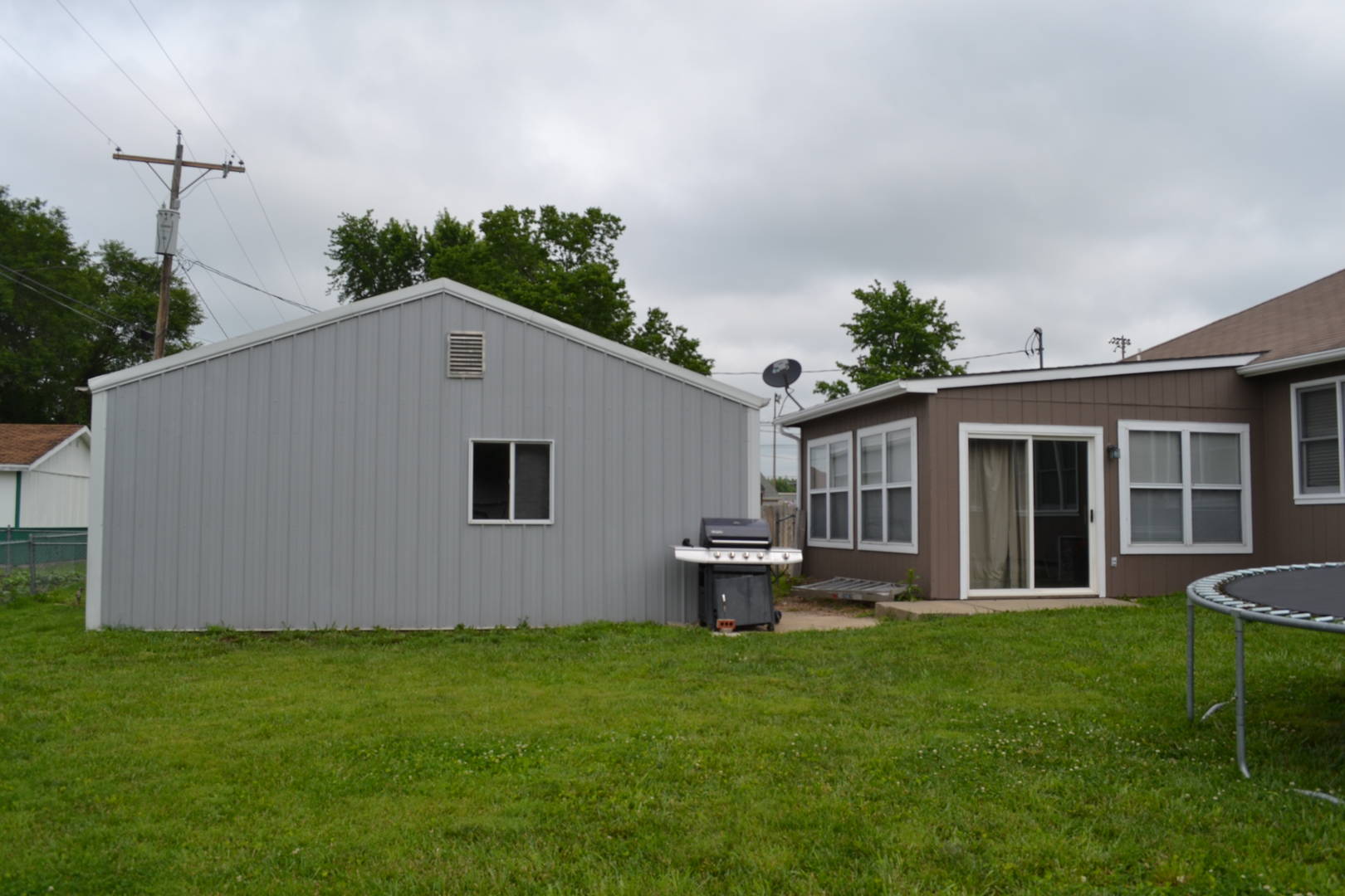 302 Poplar St.  Perry, KS 66073