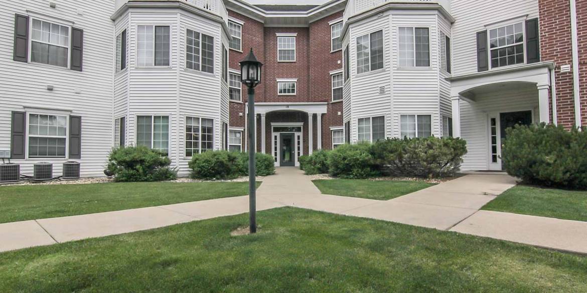Brivity 18 Kings Mill Cir 214 Madison, WI 53718