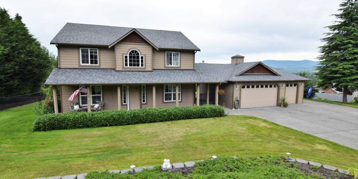 Brivity 10329 195th St NE Arlington, WA 98223