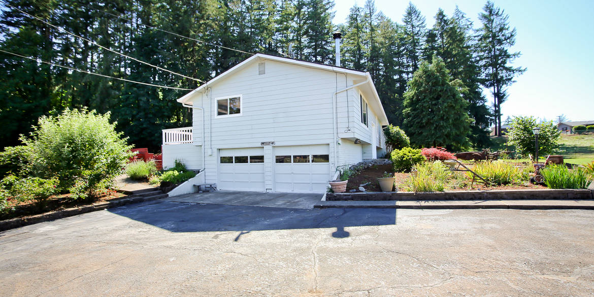 Brivity 37294 CAMP CREEK RD Springfield, OR 97478