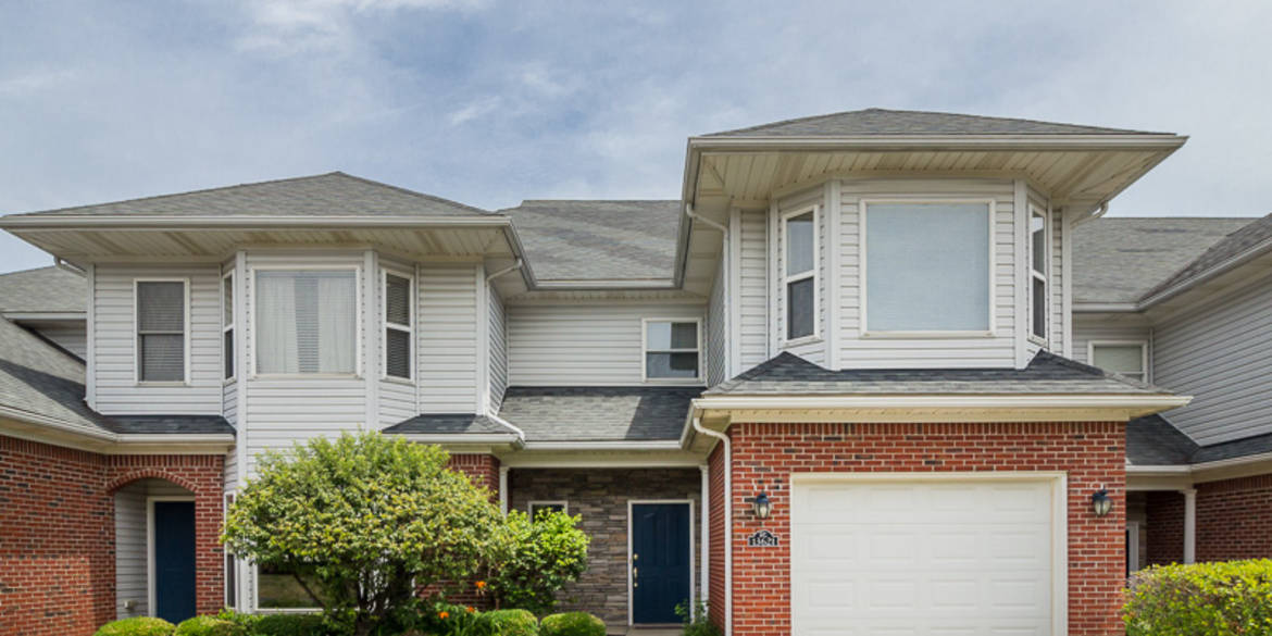 Brivity 13621 Pinnacle Gardens Circle Louisville, KY 40245