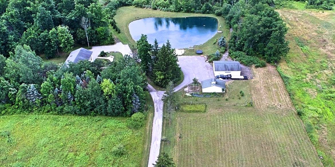 Brivity 12770 Claridon Troy Rd Burton, OH 44021