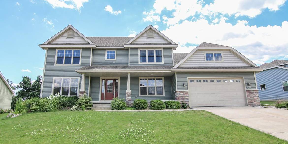 Brivity 225 Skyland Way Deerfield, WI 53531