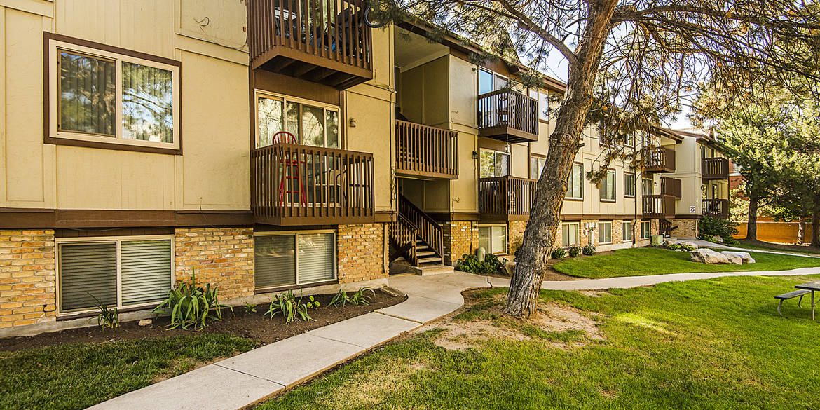 Brivity Roxburgh5770 S. 900 E. 12 Murray, UT 84121