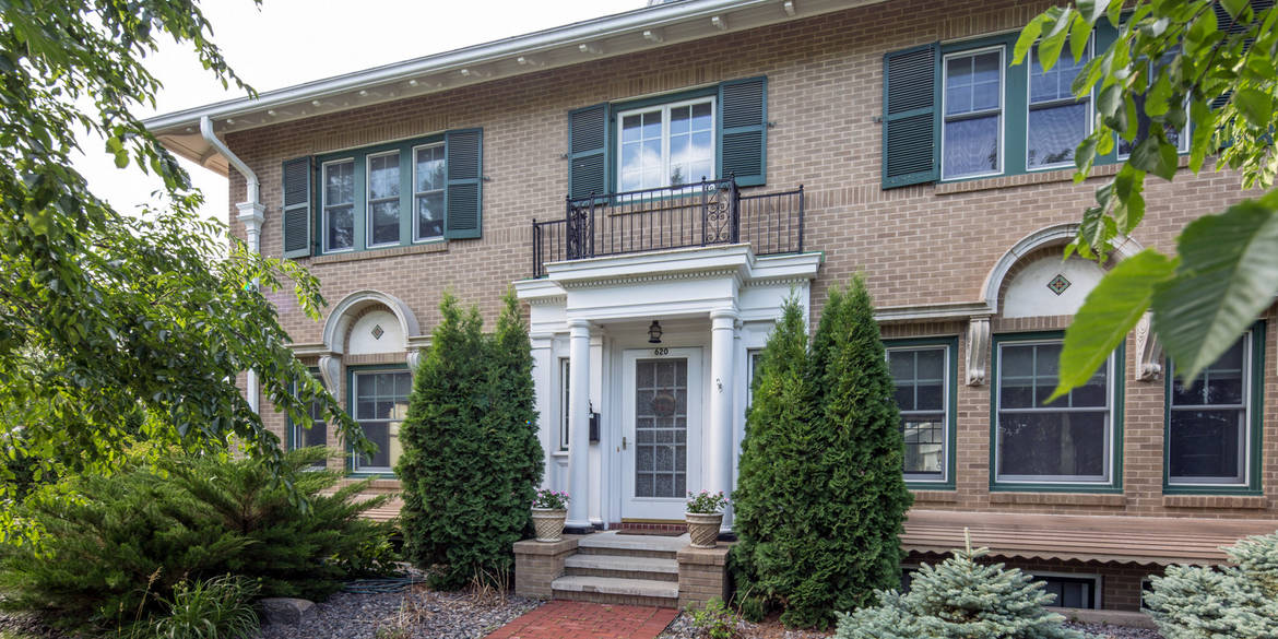 Brivity 620 W Summit Ave Fergus Falls, MN 56537