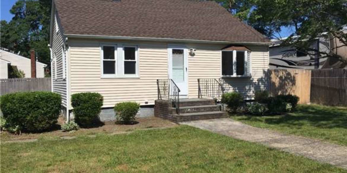 Brivity 1406 Coates Ave, Holbrook Holbrook, NY 11741