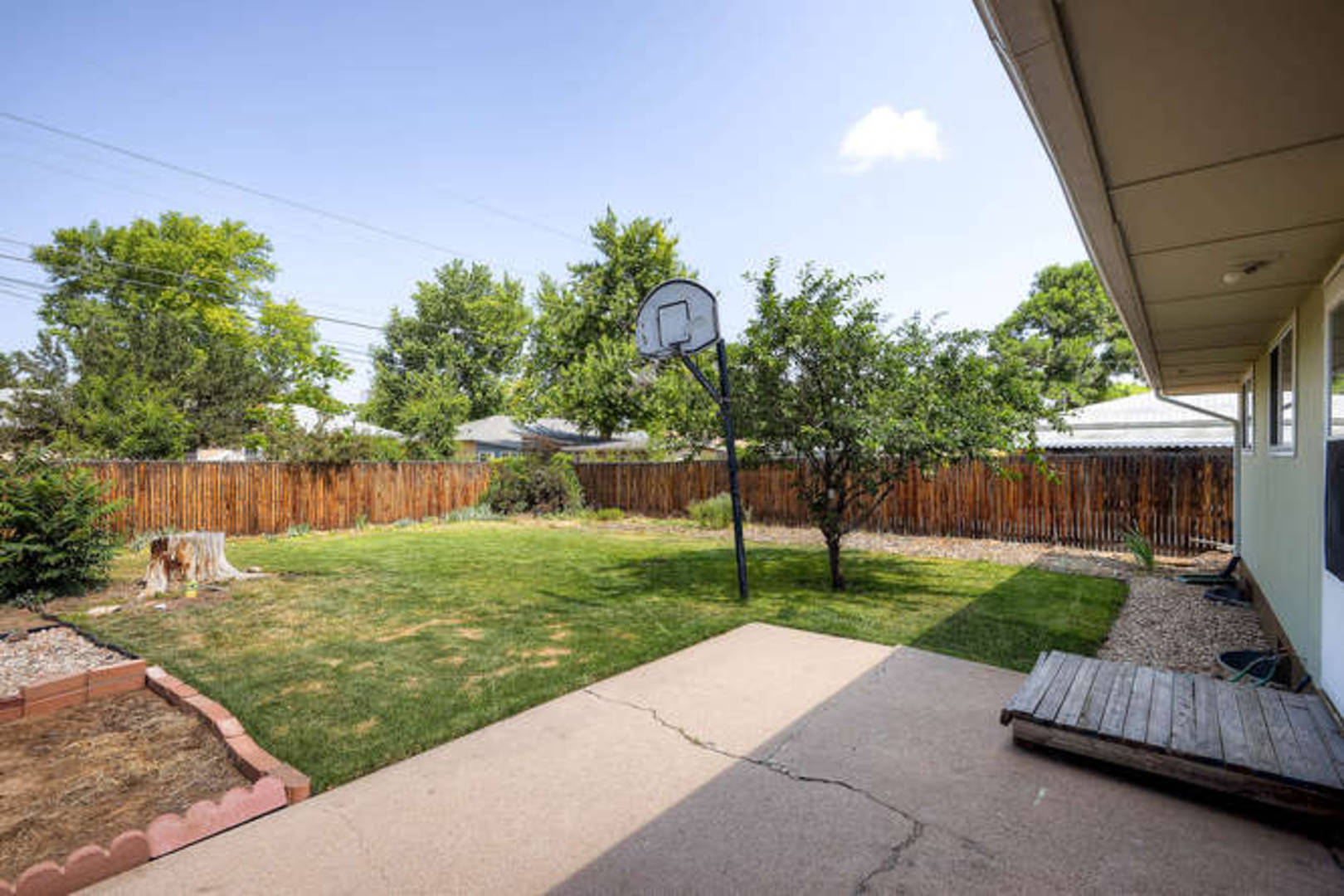 Brivity - 5815 S Cherokee St Littleton, CO 80120 - Virtual Tour