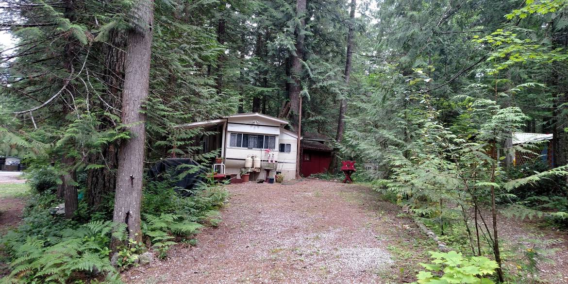 Brivity 82 Sunset Cir Maple Falls, WA 98244