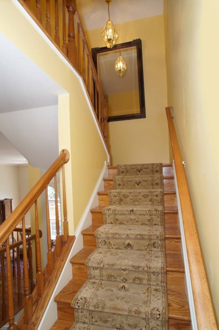 5747 GOVERNORS POND CIR Alexandria, VA 22310