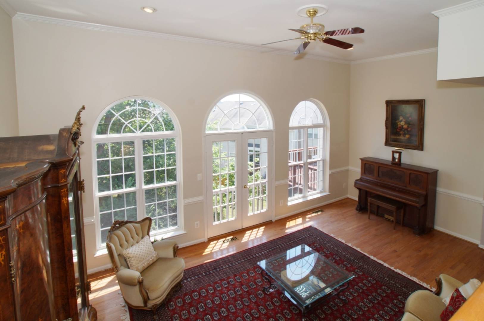 5747 GOVERNORS POND CIR Alexandria, VA 22310