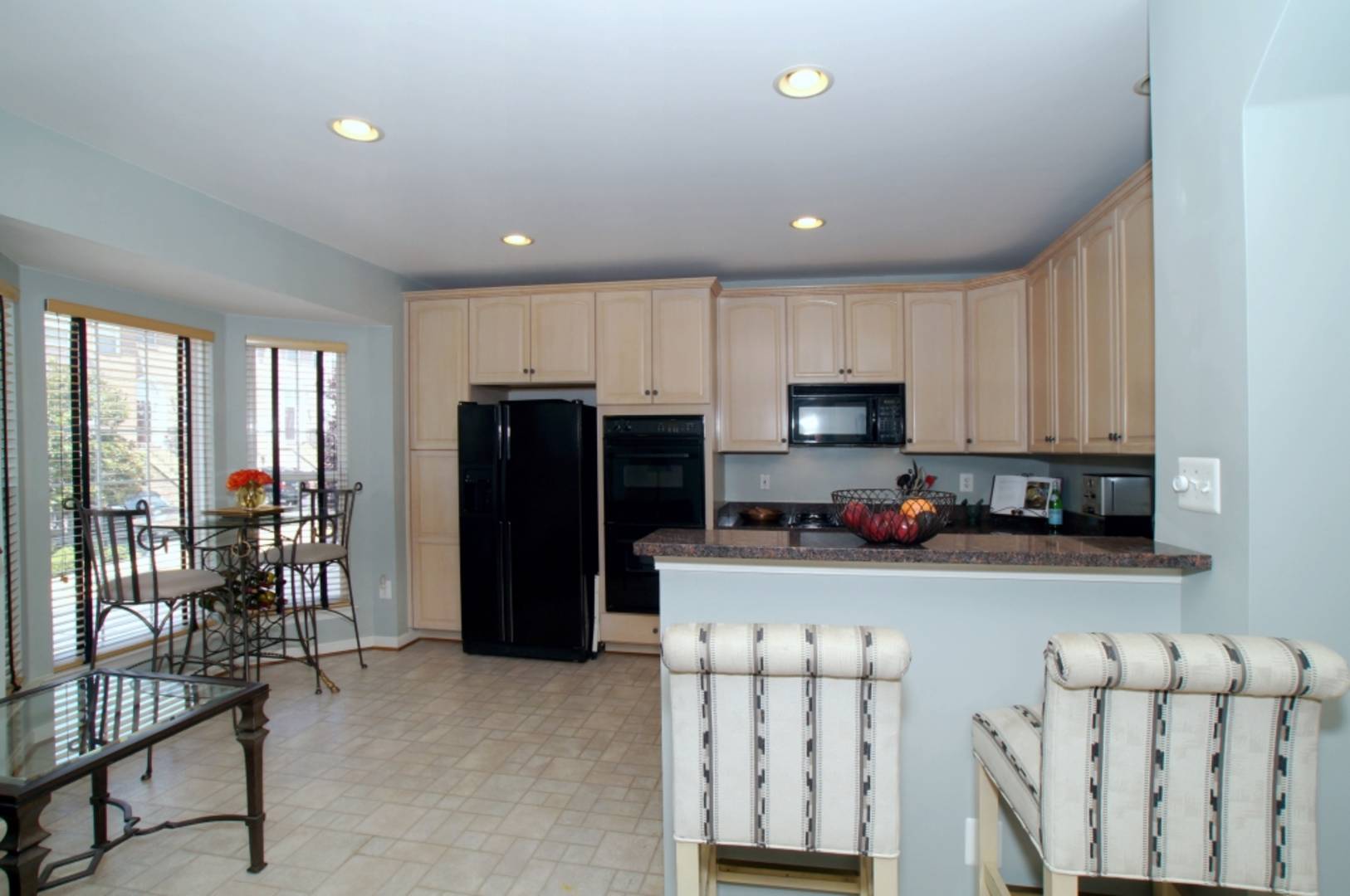 5747 GOVERNORS POND CIR Alexandria, VA 22310