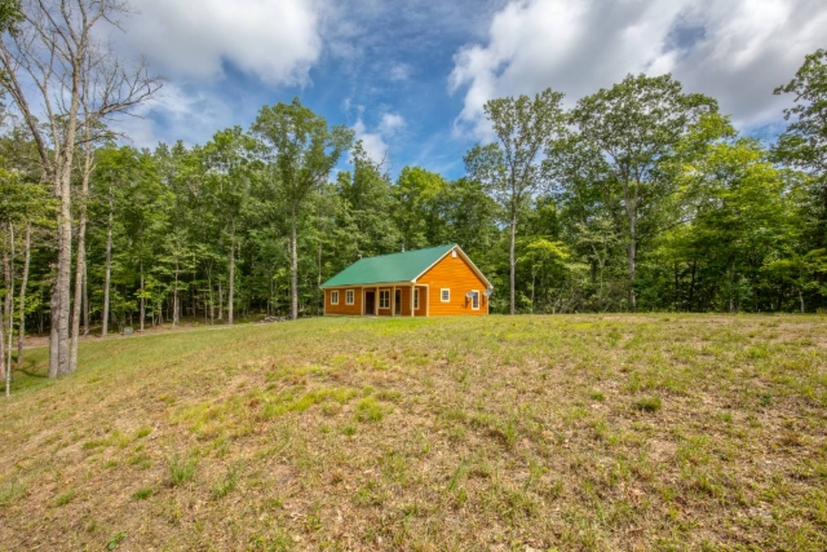 Brivity 1794 Cove Creek Road Bastian, VA 24314 Virtual Tour
