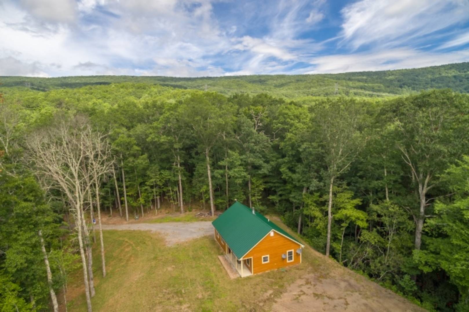 Brivity 1794 Cove Creek Road Bastian, VA 24314 Virtual Tour