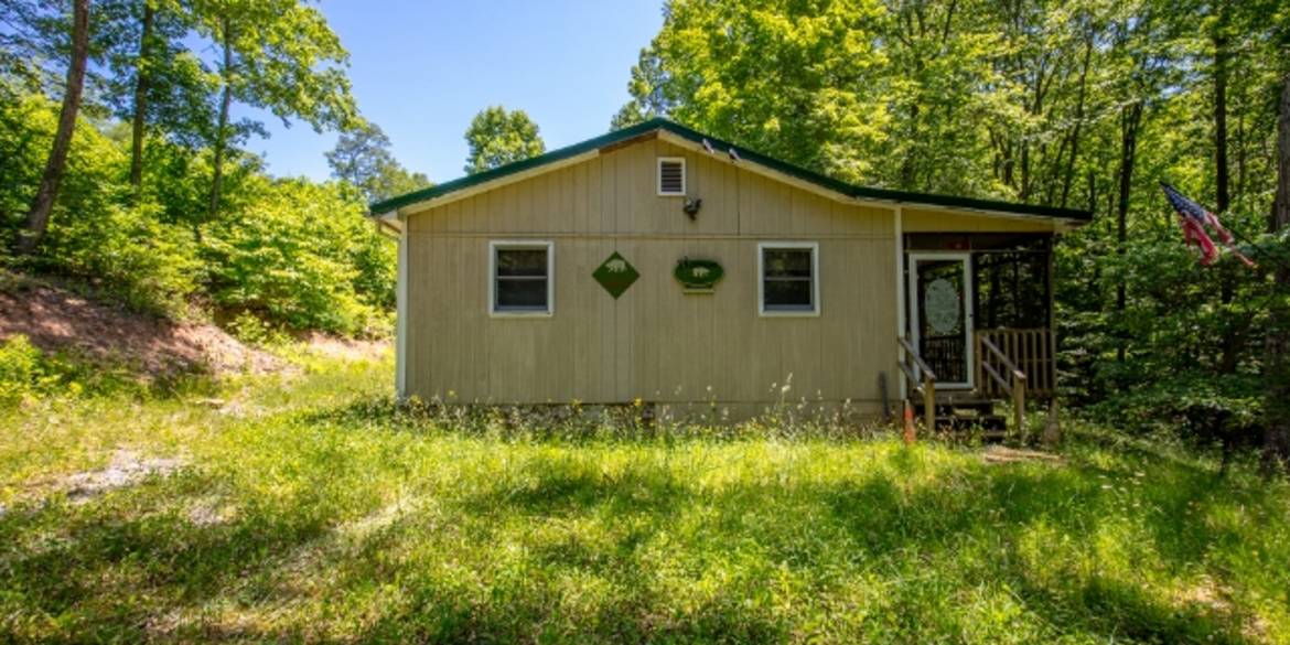 Brivity 483 Buckhorn Mountain Lane Bastian, VA 24314