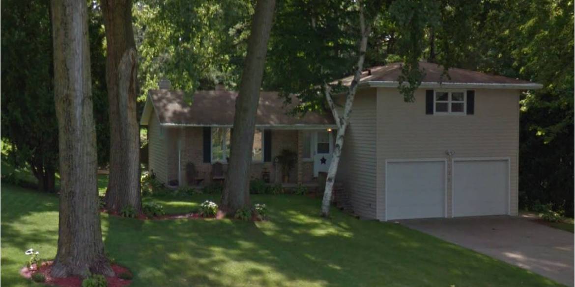 Brivity 1129 Mt Mary Dr Green Bay, WI 54311