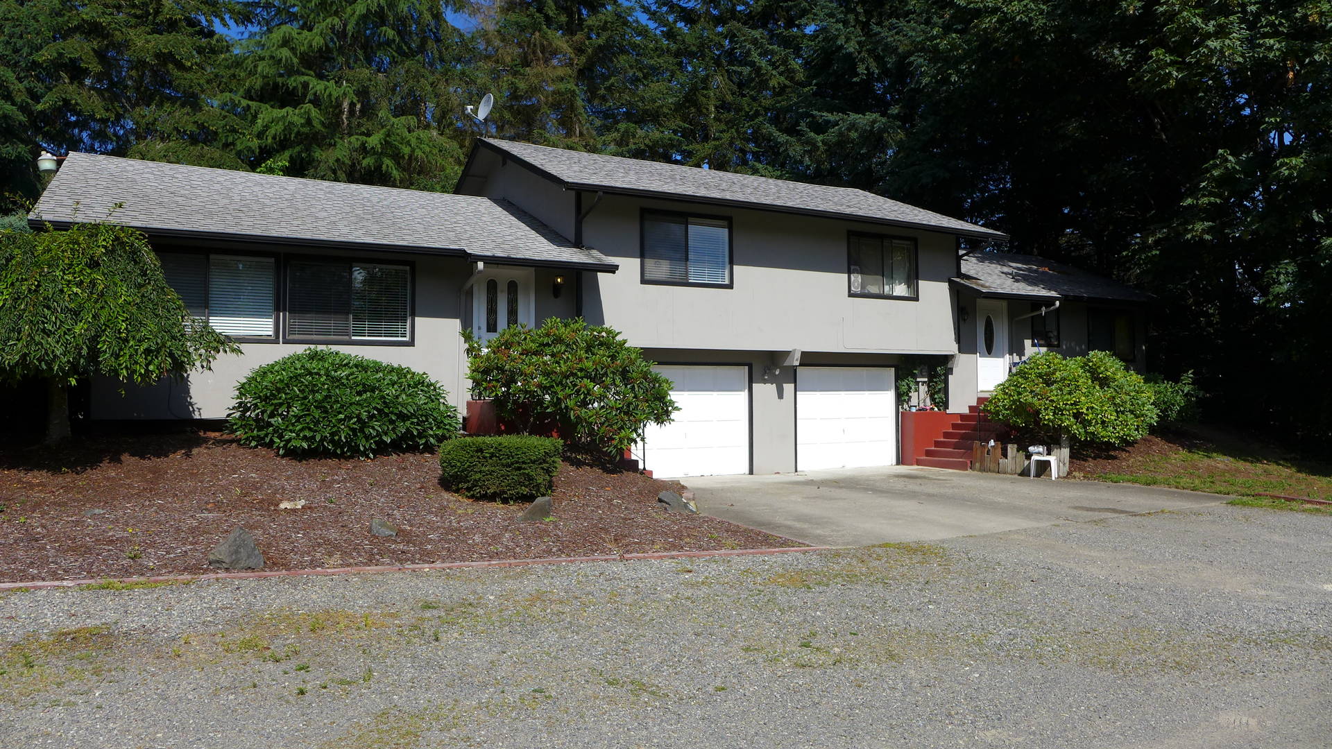 1110-1106 31st Ave SW Puyallup, WA 98373
