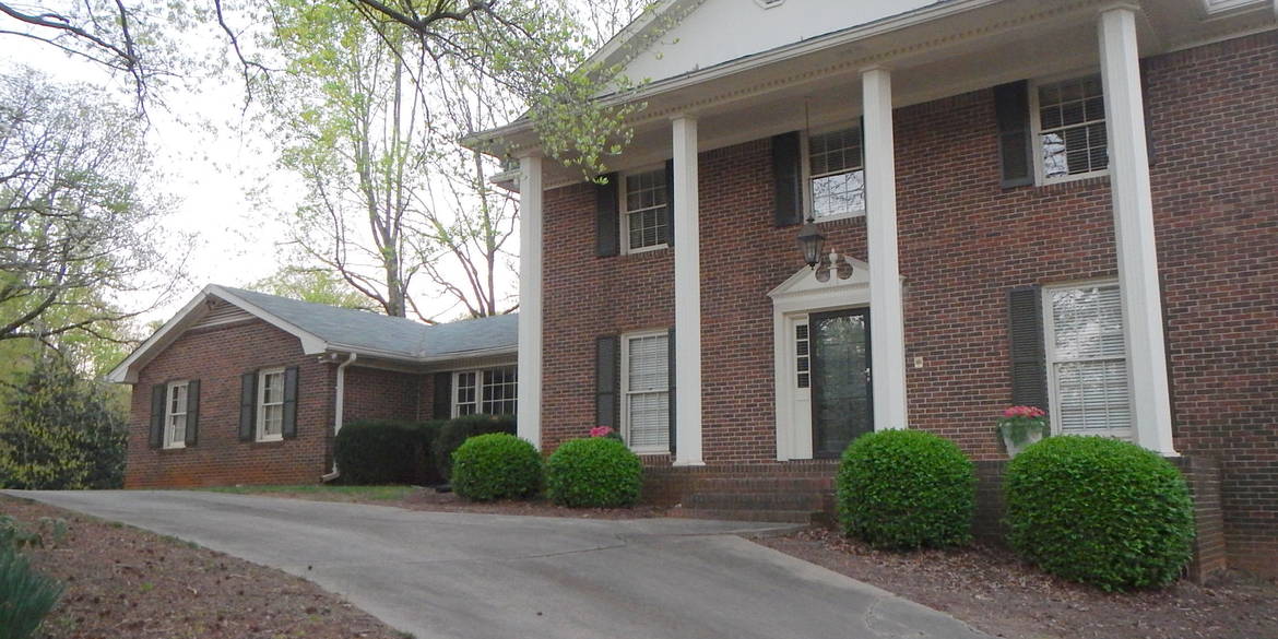 Brivity 2274 Stratmor Drive Stone Mountain, GA 30087