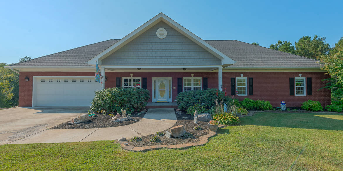 Brivity 13578 High Meadows Drive Sale Creek, TN 37373