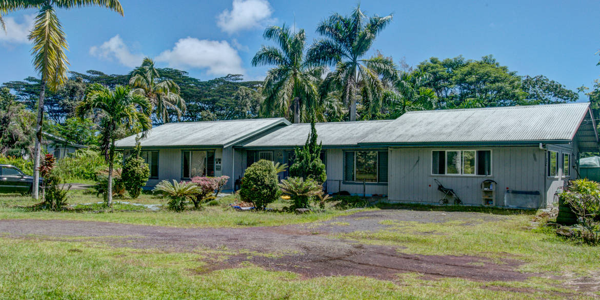 Brivity Donna D, Jessica H • 161527 Pohaku Circle Keaau, HI 96749