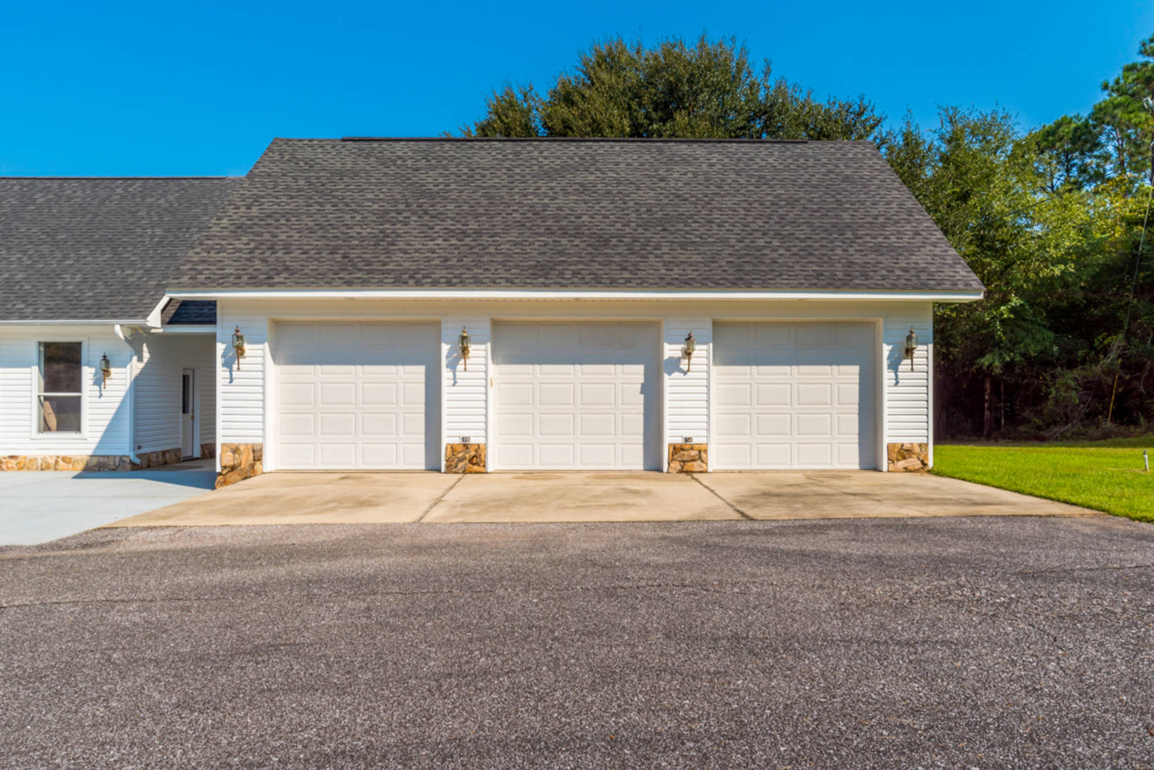 2025 W. Kingsfield Road Cantonment, FL 32533