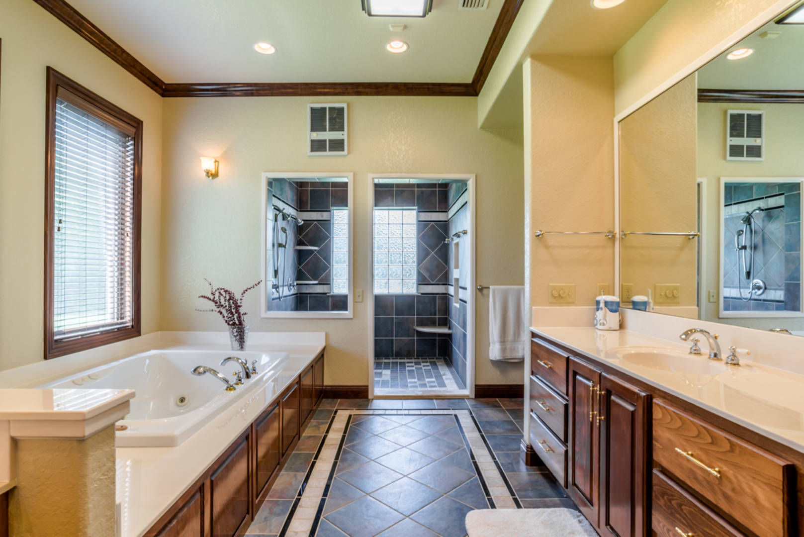 2025 W. Kingsfield Road Cantonment, FL 32533
