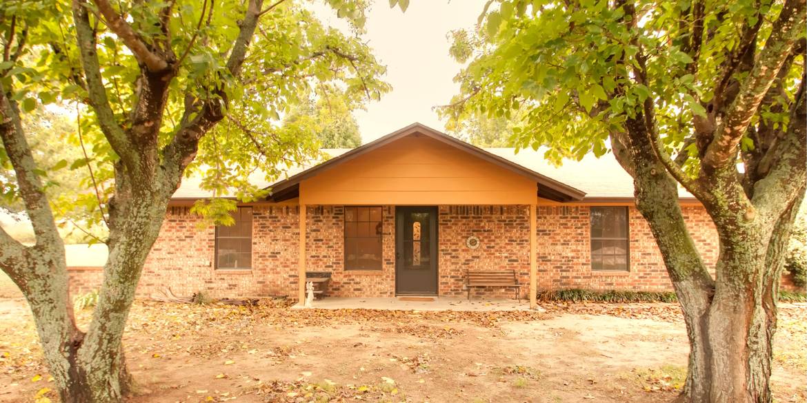 Brivity 1221 CR 1107 Rio Vista, TX 76093