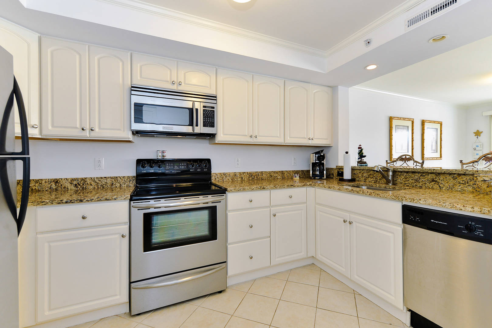 4201 Coastal Hwy #605 Makai Ocean City, MD 21842