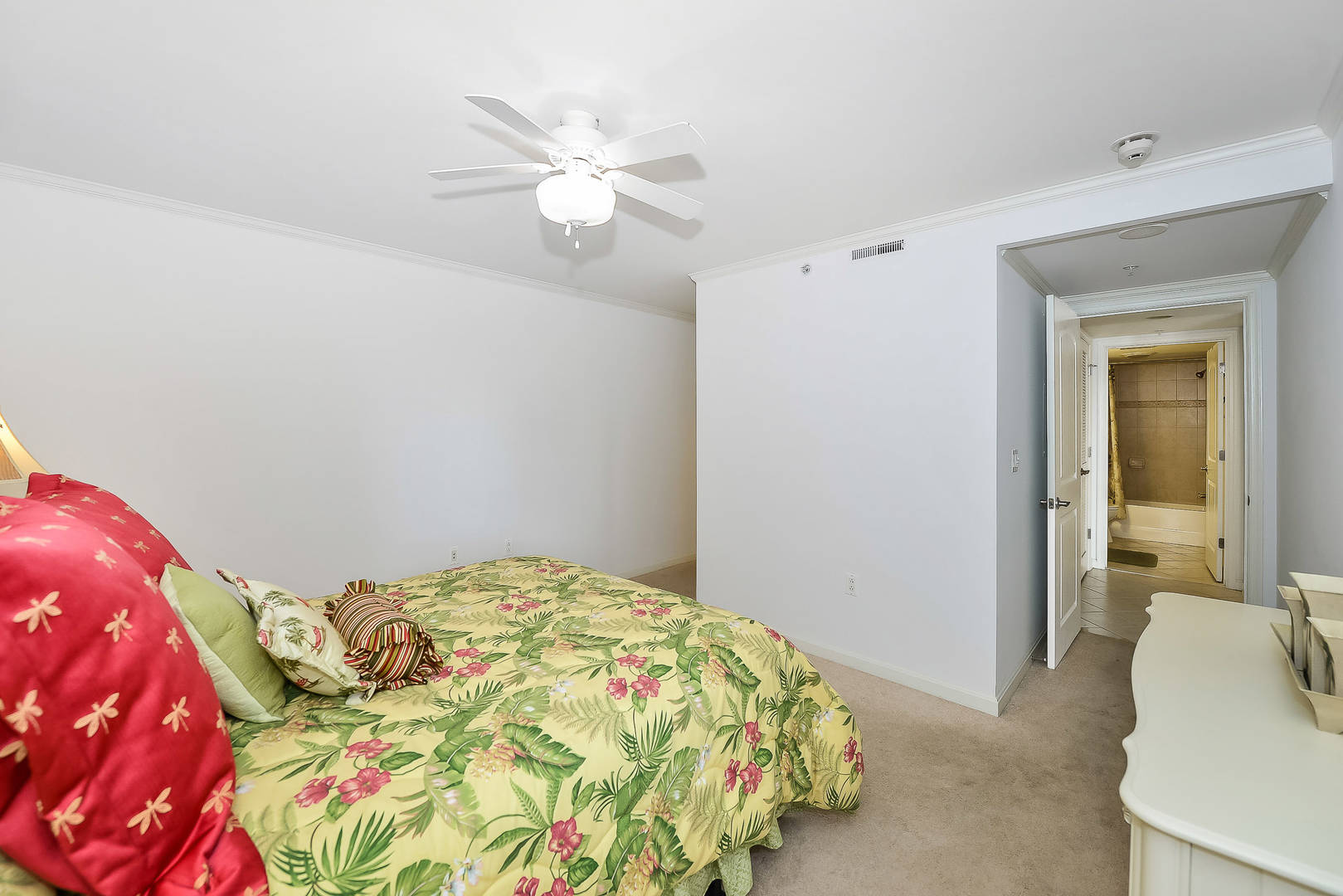 4201 Coastal Hwy #605 Makai Ocean City, MD 21842