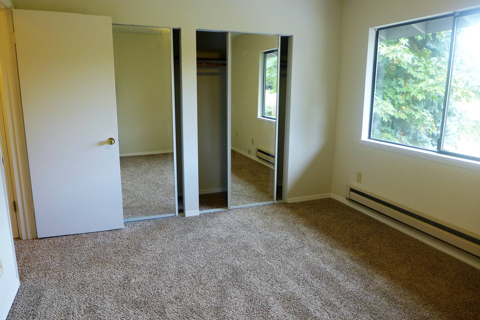 1110-1106 31st Ave SW Puyallup, WA 98373